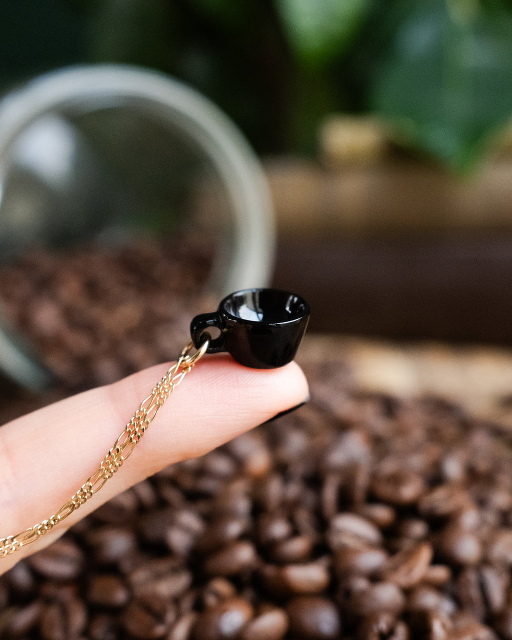 Black Onyx Hand Carved Mug Necklace