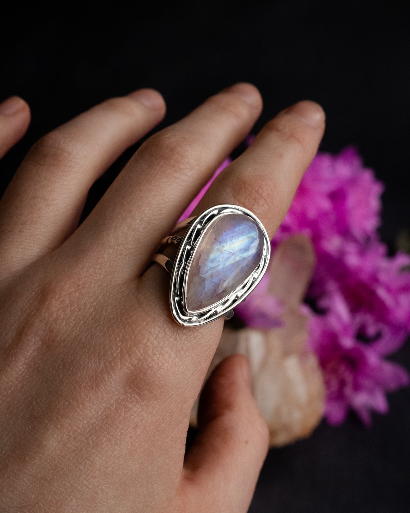 Silver rainbow hot sale moonstone ring